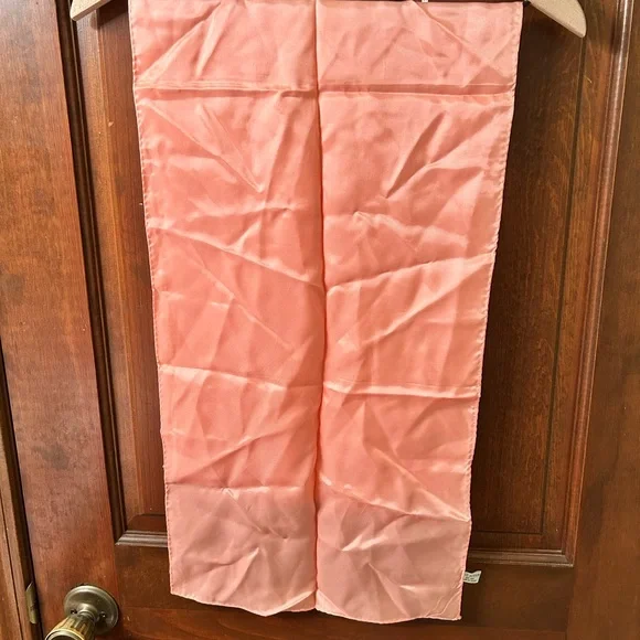 VTG Beautiful Acetate Peach oblong scarf. Made in Japan. - Picture 1 of 5